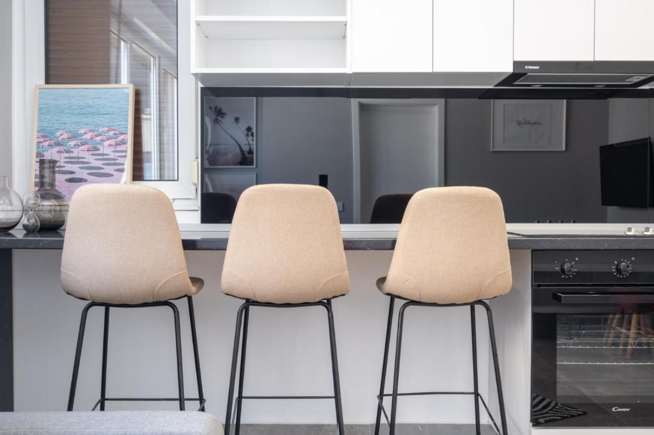 Minimalist Design Apartament In Magheru Bukareszt Zewnętrze zdjęcie
